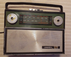 Vintage Coronado RA86-5287A AM FM SW VHF Dual Speaker Portable Radio