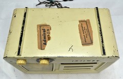 Vintage Admiral 5J23 N Tube Radio