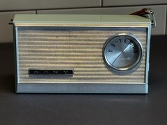 SONY TR-6081 Vintage Transistor Six Radio Light Blue Original Leather Case WORKS