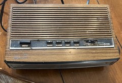 Vintage General Electric GE 7-4625C AM/FM Digital Clock Radio Great Condition