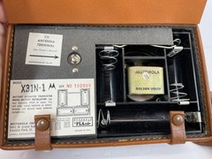 VTG READ Motorola X31N-1 All Transistor AM Portable Radio w/ Leather Case USA