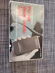 Vtg Realistic Radio Shack Crystal Controlled Weather Radio model 12-143A Works