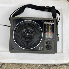 General Electric AM/FM 8 Track Music System 3-5507 – Radio Works 8 Track Unsure