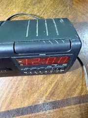 Vintage GE Cassette Black Alarm Clock Radio AM/FM 7-4915A TESTED Working Great