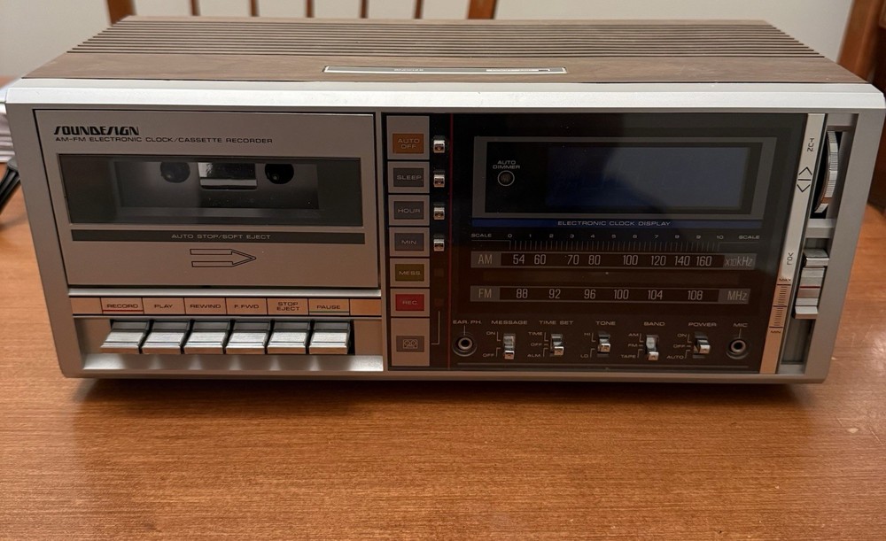 Vintage Sound design Am/fm Tape Player Alarm Clock Tested