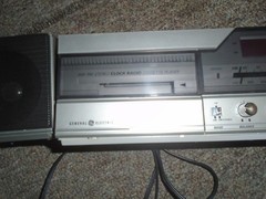 Vintage G.E 7-4960B Alarm Clock Cassette Recorder AM/FM Boombox