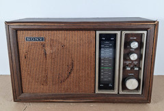 Vintage Sony TFM-9450W Tested AM/FM 2-Band Tabletop Transistor Radio TESTED