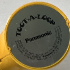 Vintage 1970s Yellow Panasonic Toot- A- Loop AM Radio R72 Works