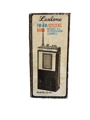 Vintage Luxtone CB-600 FM AM Citizens Band Portable Radio 40 Channel w/ Box
