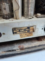 Norelco Tube Radio Made In Holland B5X98A For Parts