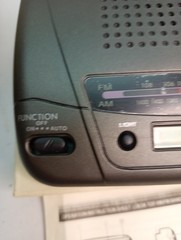 Vintage Small Tabletop AM/ FM LCD Clock Radio Works With Batteries
