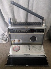 Zenith Trans-Oceanic Royal 1000-D Radio