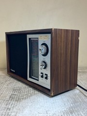AM/FM RADIO Vintage Panasonic AM/FM Radio Model RE-6286 Works !