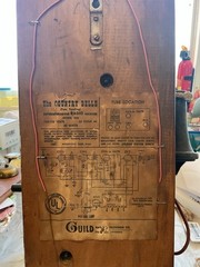The Country Bell Superheterodyne Radio Receiver Model 556