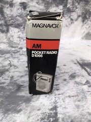 Magnavox AM Pocket Radio D1066 Original Box Working With Video Demo Vintage