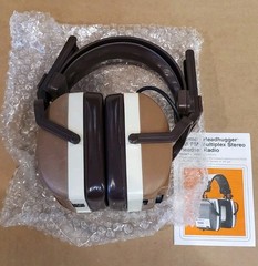 Vintage Retro Triumph Headhugger Westclox AM/FM Radio Headphones 1970s Brand New