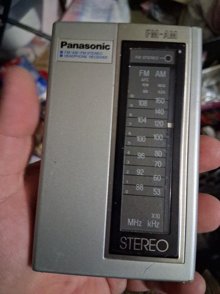 Vintage Panasonic RF-444 Portable AM FM Radio Works No Headphones