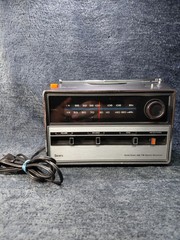 Vintage 1970s Sears Sanyo Solid State AM/FM Portable Stereo Radio Mo.317 Tested
