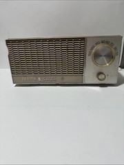 Rare Vintage Zenith Solid State Radio Z218L Mid Century AM Radio – Works