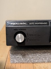 Vintage Realistic Auto WeatheRadio Cat No 12-1371 Mfd. In Japan NOAA RadioShack