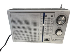 &lsquo;Vtg&rsquo; Emerson FM/AM 2 Band AC/DC Portable Radio P3805A – Good Working Condition