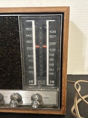 General Electric AM/FM Dual Speaker Radio – Wood Frame Made In Columbia Working