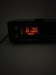 Realistic Chronomatic-116 Vintage AM/FM Flip Clock Radio -RESTORED-