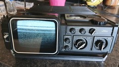 1979 Vintage Sears CRT Go Anywhere Solid State 564 TV Radio UHF VHF FM Works