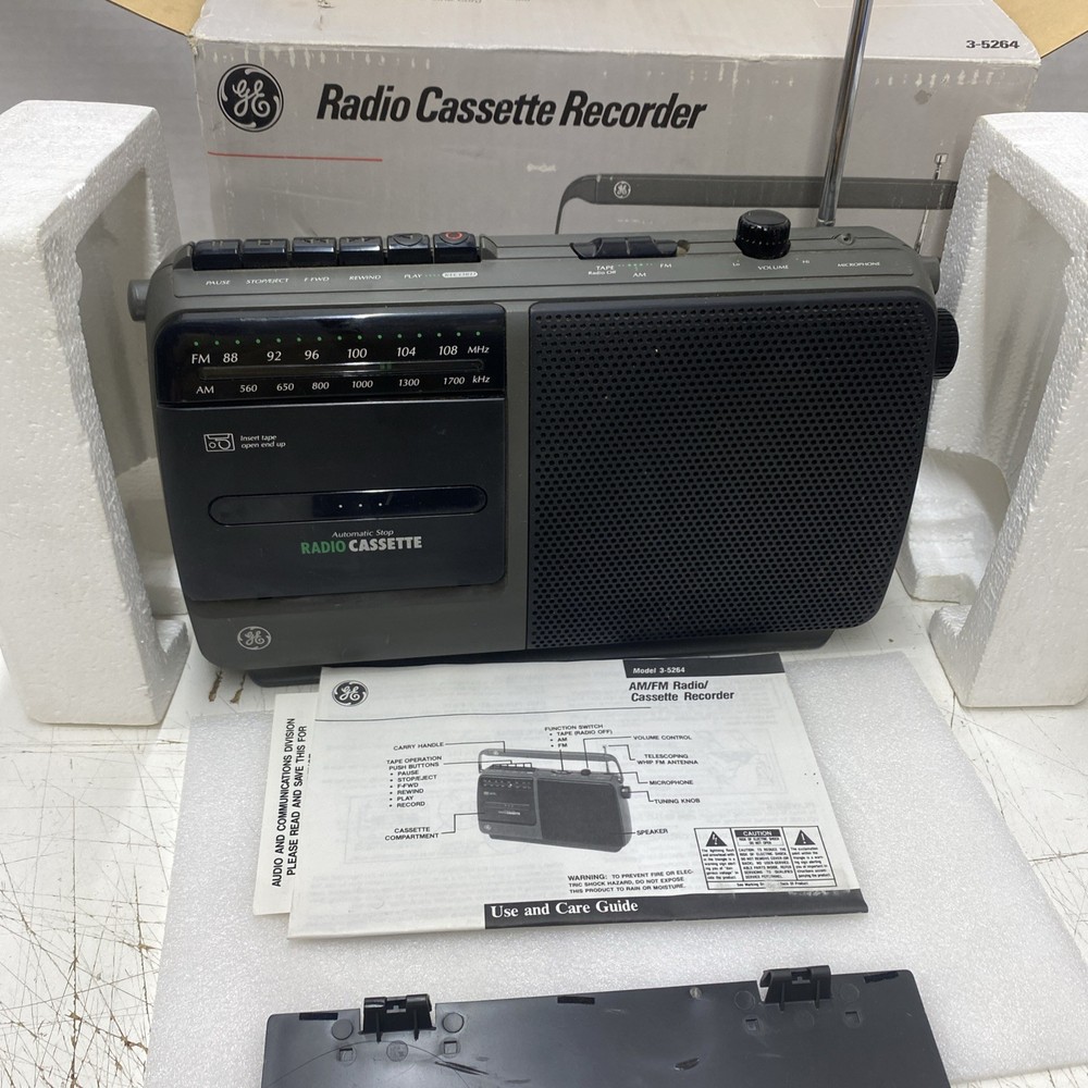 Vintage GE AM/FM Radio Cassette Recorder 3-5264A Tape Player Open Box Works