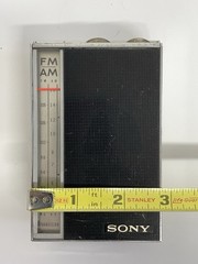 Vintage 1963 Sony TFM-825 AM/FM Transistor Radio FOR PARTS or REPAIR ONLY Rare!
