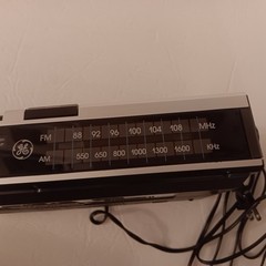 Vintage G.E. 7-4956B Cassette Clock Radio Excellent Condition Tested Working