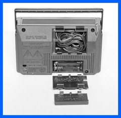 NIB! GE General Electric FM/AM Personal Portable Radio with Two-Way Power 7-2660
