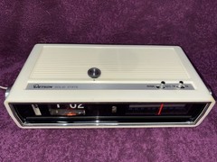 Detson Solid State Model Cr-7 Flip Clock Radio Alarm AM FM Vintage Restored Rare