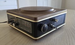 Wynford Hall AM/FM FLIP NUMBER ALARM CLOCK /Stereo Adapter- Pls Read Description