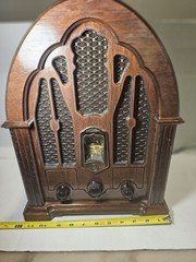 General Electric 7-4100JA Cathedral AM/FM Radio Wood Working
