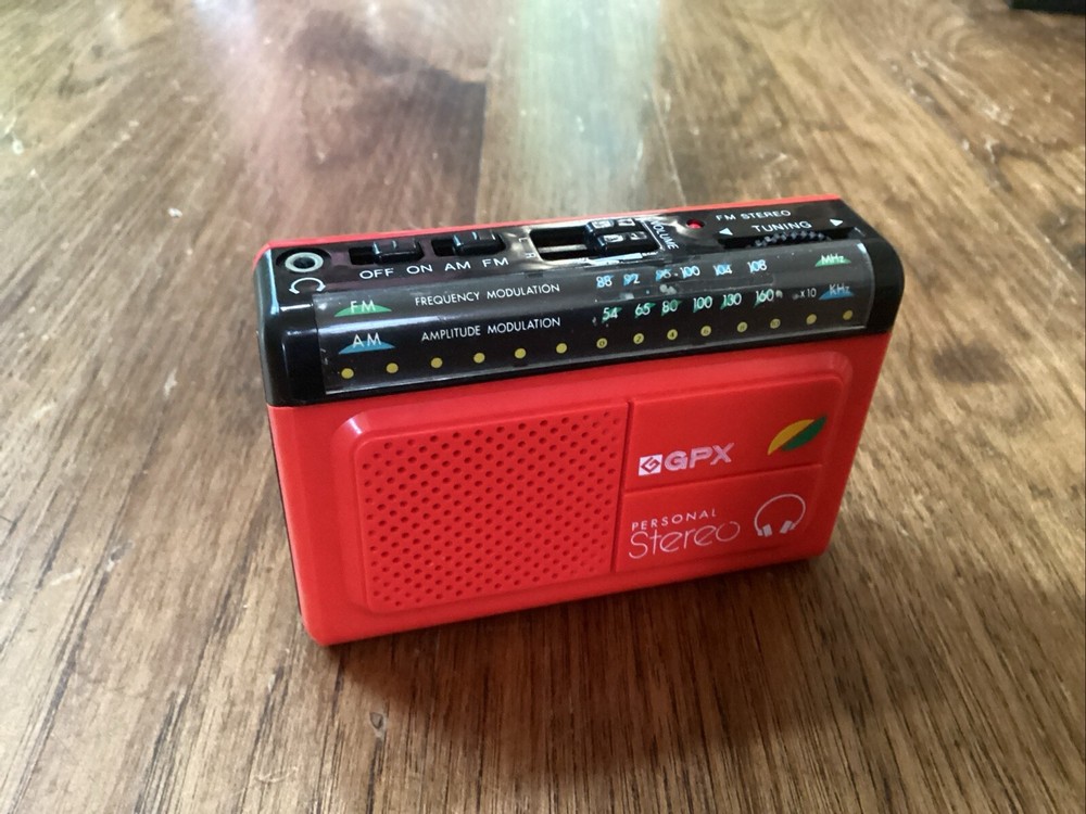 Vintage GPX Model A2845 Personal Stereo Walkabout Am/FM Radio 90s Tested RED