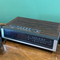 Vintage Lloyds J202B Digital Alarm Clock AM/FM Radio Tested Working Woodgrain