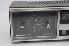 Vintage Magnavox Solid State Alarm Clock Radio Model FM16 Black