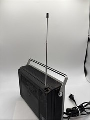 VINTAGE Hitachi KH-1180H AM/FM/TV1TV2 3-Band Radio WORKS