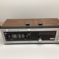 RCA RWS457W FM AM Weather Radio Vintage Clock Alarm Retro read Tested No Smoke