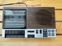 Vintage GE 7-4956B FM AM Alarm Clock Radio Cassette Recorder Wood Grain, Tested