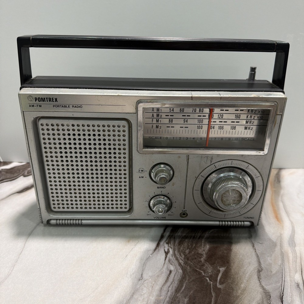 Vintage Pomtrex 606C AM/FM Portable Radio – Hong Kong FOR PARTS/REPAIRS 70s-80s
