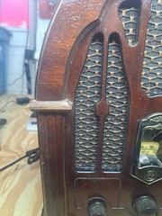 General Electric GE Reproduction Model No 7-4100JA Cathedral AM/FM Radio Wood