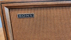 Vintage SONY TFM 9450W 11 Transistors 2 Band Radio Powers On – READ DESCRIPTION