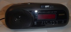 Lenoxx Sound Alarm Clock Radio Cassette Player Vintage CR-186 Red Digital LED