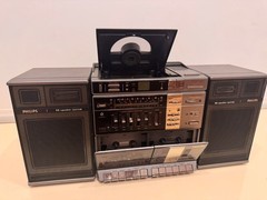 Philips D8878/02