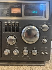 GE General Electric Model 7-2990A Portable 6 Band Radio WORKS WITH HEADPHONES