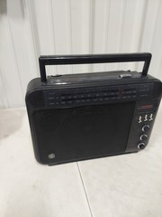 General Electric Superadio Long Range AM/FM GE Super Radio 7-2887B, Tested #3223