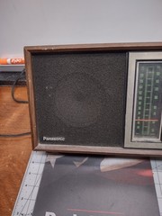 Vintage Mid Century Modern Wood Grain Radio PANASONIC #RE-6286 AM/FM