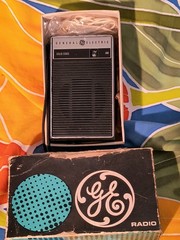 GENERAL ELECTRIC GE – P2790- Sold State AM Transistor Radio w/Box – UNTESTED